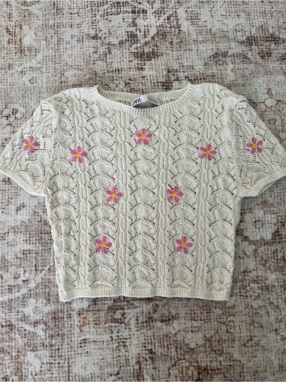 Zara knitted sweater size medium